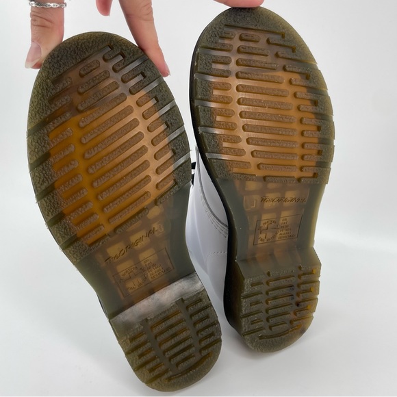 Dr. Martens Women’s 1460 Patent Leather Lace Up Boots White Lucido US 6 - Picture 8 of 10